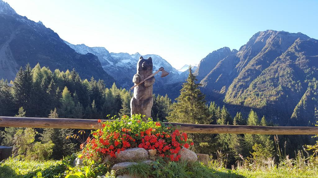 Hotel La Roccia Passo del Tonale Luaran gambar
