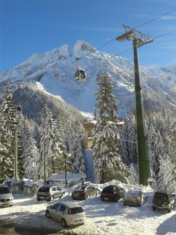 Hotel La Roccia Passo del Tonale Luaran gambar